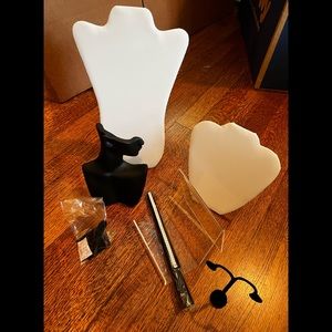 Jewelry Display Items and Ring-sizer